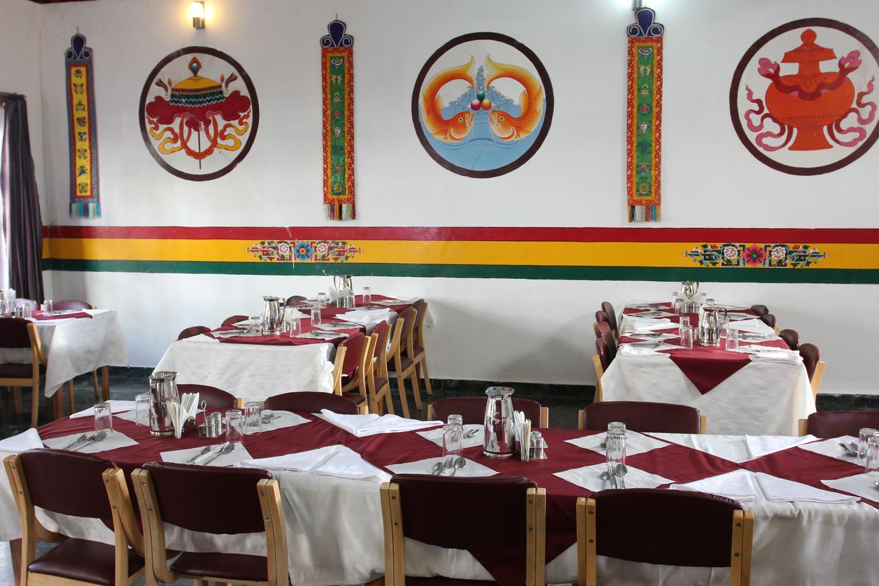 Mandala Hotel Leh Bagian luar foto