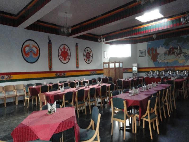 Mandala Hotel Leh Bagian luar foto